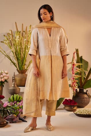 Shorshe Clothing Colour Block Kurta With Pant 