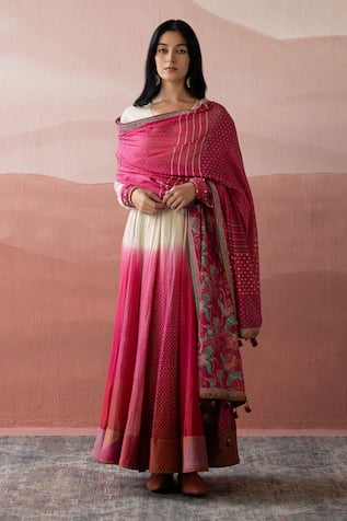 Swatti Kapoor Laila Ombre Printed Anarkali 