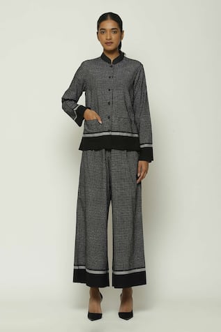 Abraham & Thakore Chettinad Checkered Pattern Wide Legged Pant 