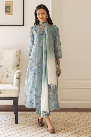 Vaayu Summer Bloom Print Kurta Set 