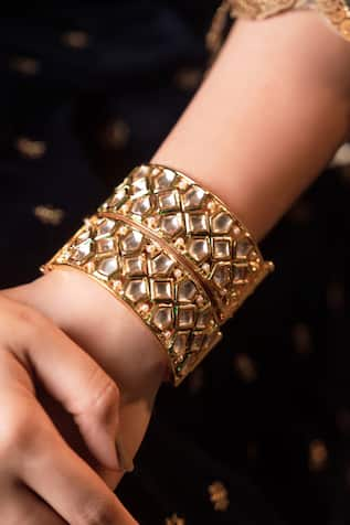 Anana Vyomi Kundan Embellished 2 Pcs Bangles 