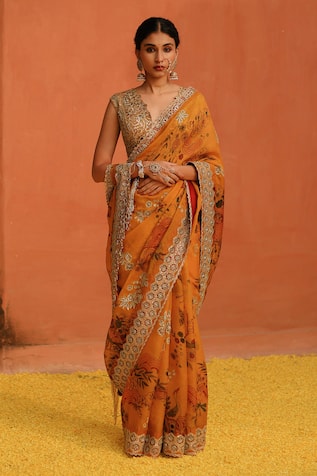 Archana Jaju Kalamkari Floral Handpainted Saree With Cutwork Blouse 