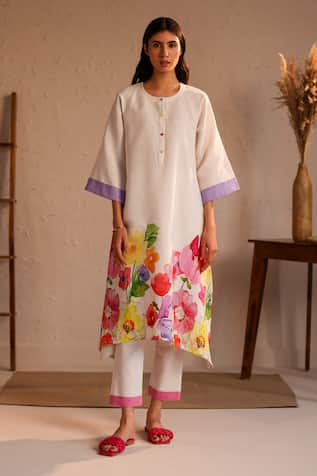 ROZA Florence Water Color Floral Pattern Kurta 