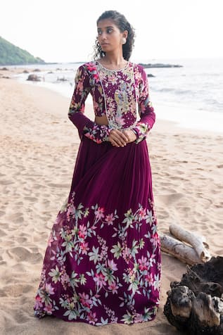 Nea by Nikita Tiwari Guldasta Embroidered Lehenga Set 