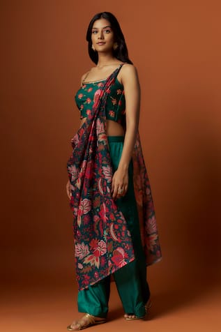 Meghna shah Embroidered Pant Set With Draped Dupatta 