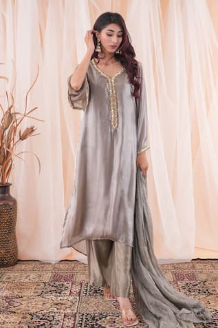 Farha Syed Placed Embroidered Kurta Palazzo Set 