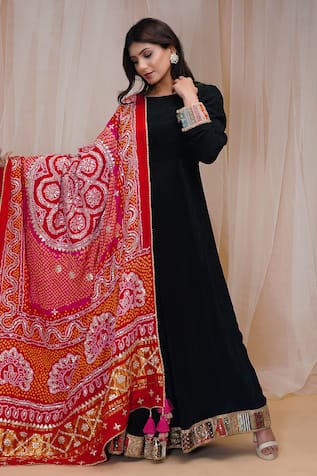 Farha Syed Embroidered Hem Anarkali With Gajji Silk Dupatta 