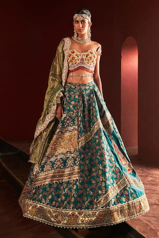 Aditi Gupta Draped Embroidered Floral Pattern Lehenga Set 