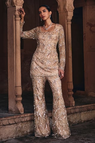 Diyarajvvir Sequin & Crystal Embroidered Kurta With Bell Bottom Pant 