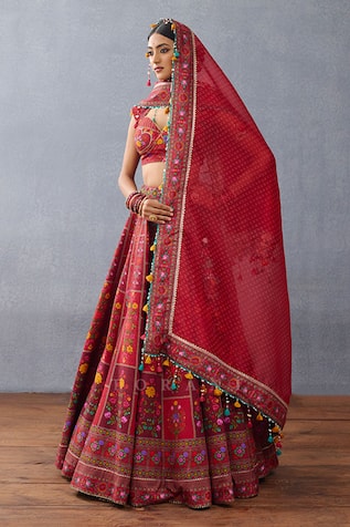 Torani Dil Surkh Farida Gul Digital Print Lehenga Set 