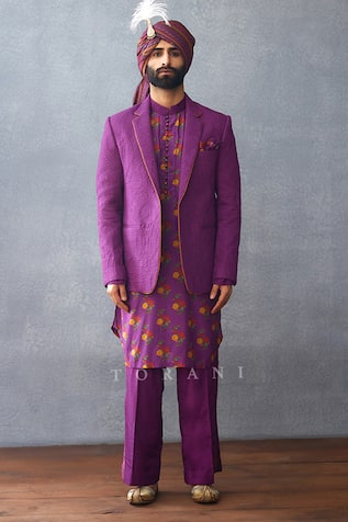 Torani Dil Kusha Mutaz Embossed Jacket & Kurta Set 