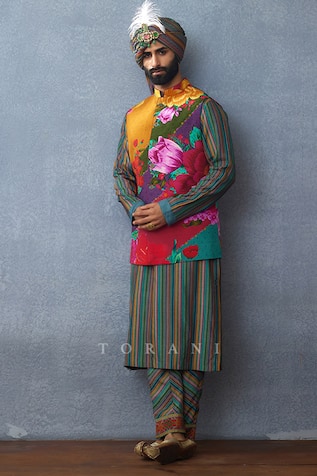 Torani Floral Printed Bundi & Kurta Set 