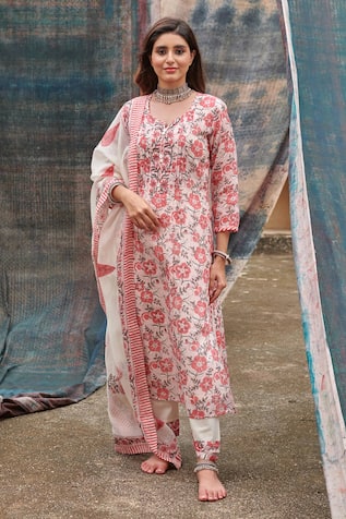 KARAJ JAIPUR Floral Jaal Print Kurta Pant Set 