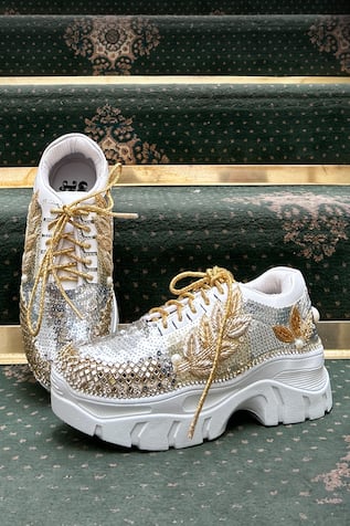 Maghumalti Her Highness Embellished Shoes 