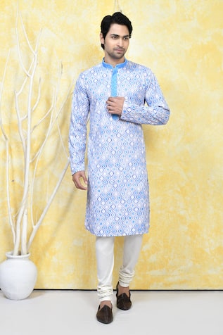 Sheesh Mahal Print Kurta Set 