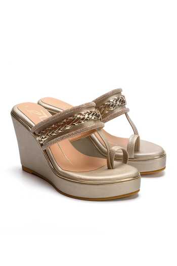 Nidhi Bhandari Swarovski Embellished Kolhapuri Wedges 