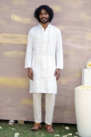 Lace Embroidered Kurta & Pant Set 