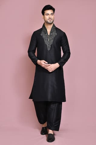 Resham Neckline Embroidered Kurta Set 