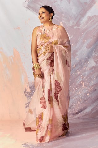 Nirmooha Floral Print Saree With Blouse 