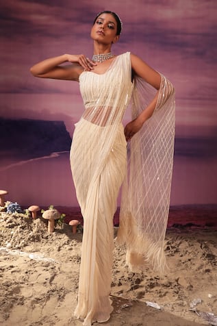 COUTURE BY NIHARIKA Vertical Geometric Embroidered Pre-Draped Saree With Blouse 