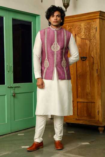 Roohbyridhimaa America Violet Zari Embroidered Bundi 