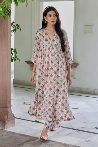 Charu Makkar Peacock Print Kurta & Pant Set 