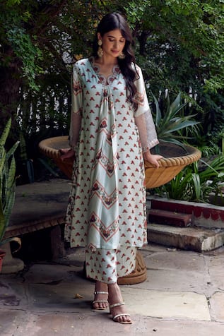 Charu Makkar Floral Print Front Pleated Kurta & Palazzo Set 