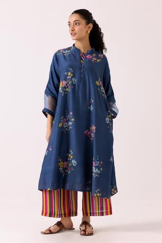 Label Shreya Sharma Blossom Patterned Kurta With Pant 