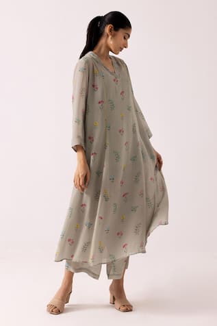 Label Shreya Sharma Floral Print Kurta With Pant 