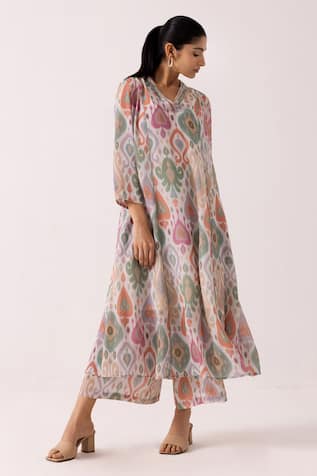 Label Shreya Sharma Ikat Motif Print Kurta With Pant 