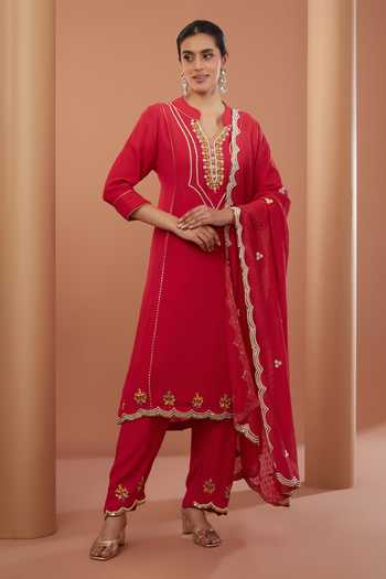 House Of Supriya Floral Hand Embroidered Kurta Set 