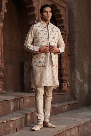 Label Niti Bothra Silk Chanderi Floral Print Bundi & Kurta Set 