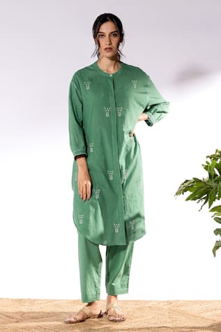 Pants and Pajamas Thread Work Kurta & Pant Set 