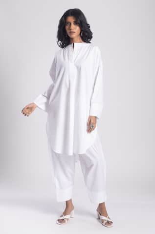 Avaha Arjuna Solid Pathani Kurta & Salwar Set 