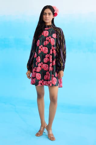 Nikasha Rose Print Shift Dress 