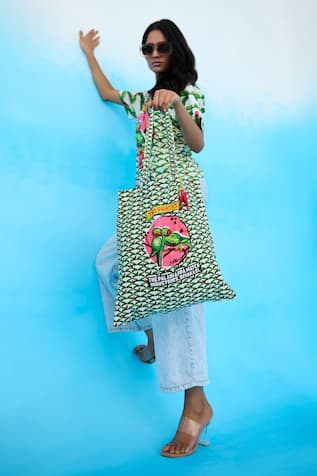 Nikasha Parakeet Tote Bag 