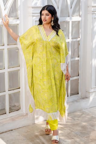 Megha Pitti Floral Print Embellished Kaftan With Pant 