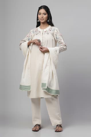 Kushani Gardenia Embroidered Kurta Pant Set 