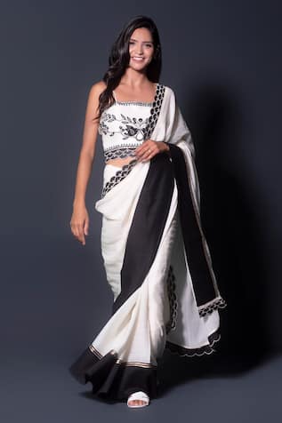 Kushani Bullian Leaf Scallop Border Saree Set 