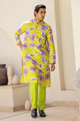 Chrkha Contrast Floral Print Straight Kurta With Pant 