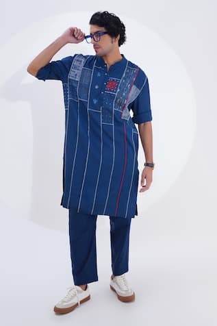 Jajaabor Printed Panelled Patchwork Kurta & Pant Set 