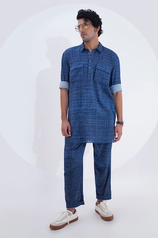 Jajaabor Linen Checkered Print Kurta With Pant 