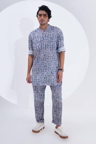 Jajaabor Geometric Print Kurta With Pant 