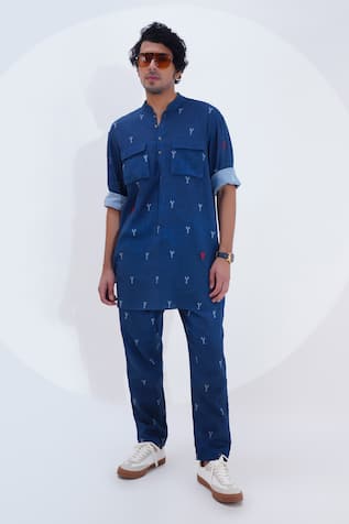 Jajaabor Lobster Print Kurta With Pant 