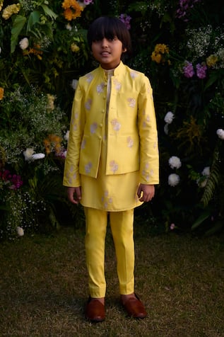 Shyam Narayan Prasad Yellow Fleur Patch Work Kurta Set 