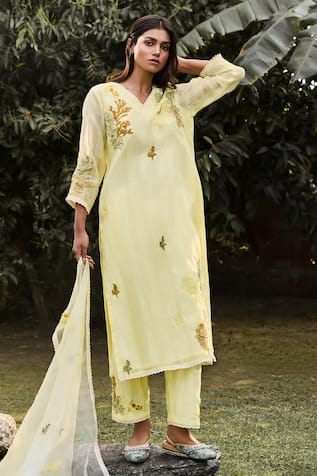 Vaani Beswal Kai Hand Embroidered Kurta Trouser Set 