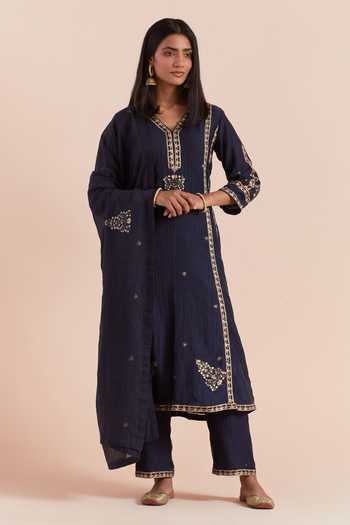 Priya Chaudhary Chanderi Printed Kurta Pant Set 