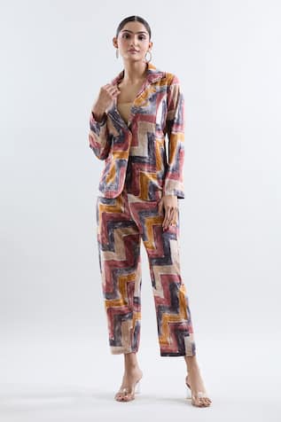 Samyukta Singhania Abstract Print Jacket With Pant 