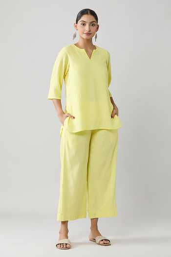 Naintara Bajaj Pintucked Top & Pant Co-ord Set 