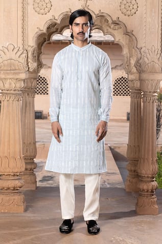 Preevin Diamond Mirror Vine Embroidered Kurta Set 